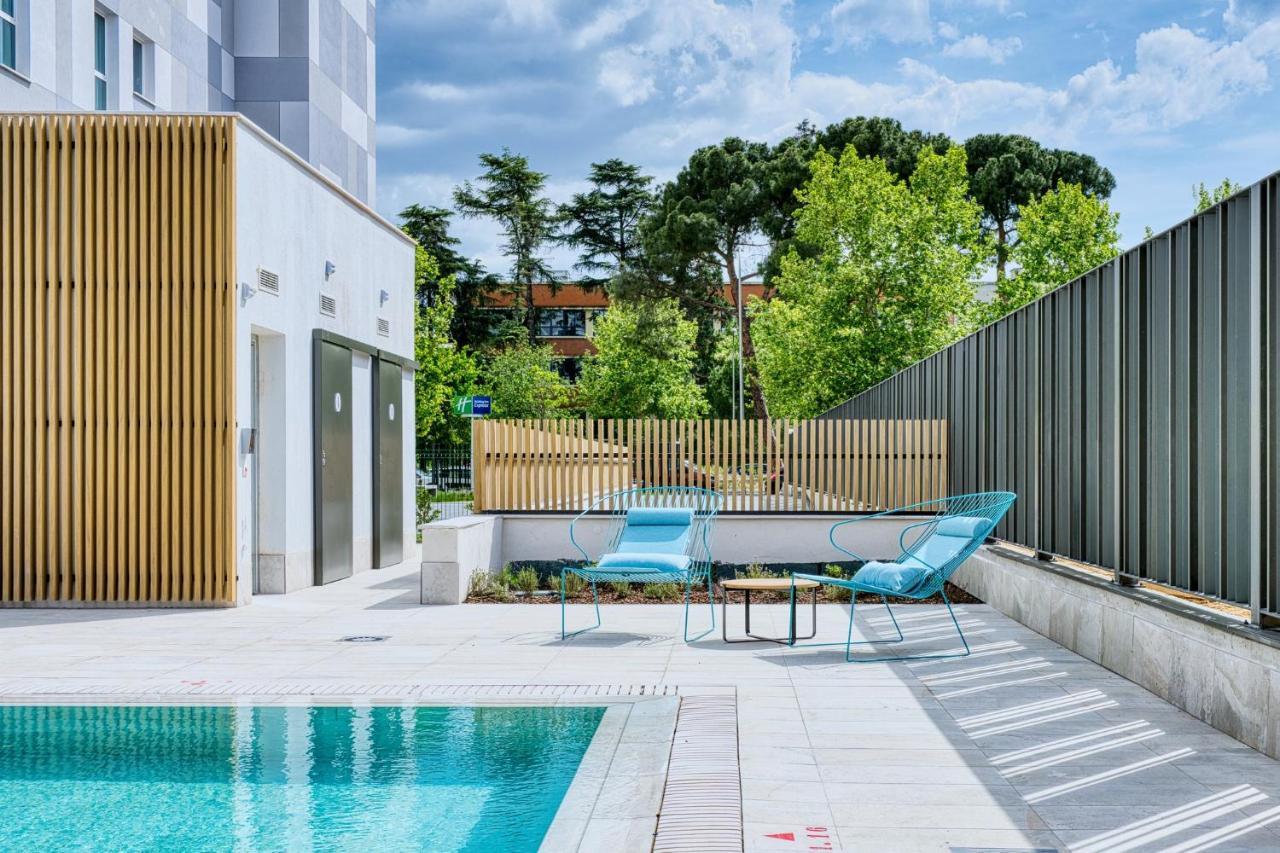 Holiday Inn Express - Madrid - Airport By Ihg Экстерьер фото